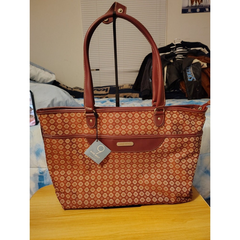 Nine West Jacquard Shoppers Tote Weekend Lined Travel Bag with inside Pockets